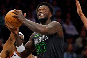Forward Julius Randle (30) goes to the basket during a Minnesota Timberwolves game against the Phoenix Suns on March 17, 2026.