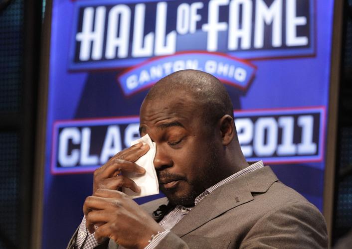 Sanders, Faulk, Sharpe to become Hall of Famers