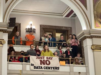 �����Ӱ�ԭ�� aldermen reject call for another block on data centers