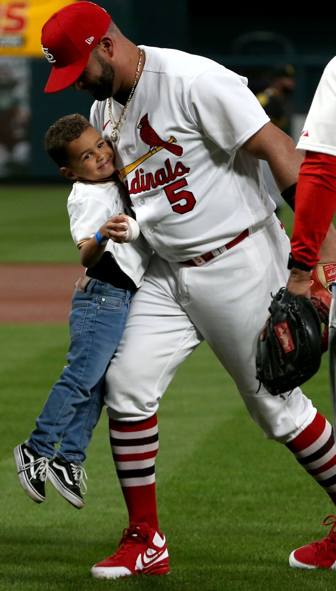 Quick hits: Cardinals' Jack Flaherty shines; Albert Pujols gives