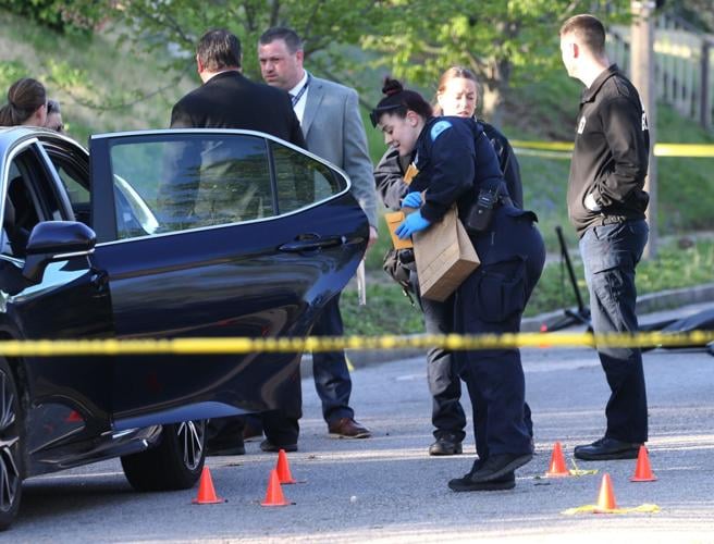 Two men shot dead inside car in St. Louis' Wells-Goodfellow neighborhood