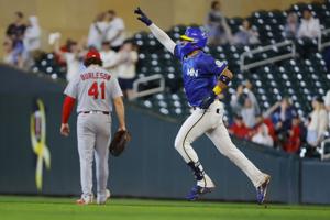 MLB: St. Louis Cardinals at Minnesota Twins