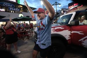 Hochman: One last Cardinals game for ‘That One Guy.’ Todd Thomas reflects on 30 years