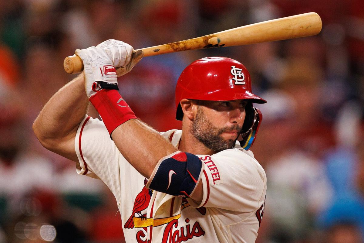 Cardinals unleash 17-hit barrage in 9-6 win vs. Nationals to split