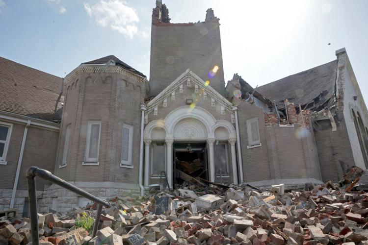Tornado rips through Fountain Park, killing one