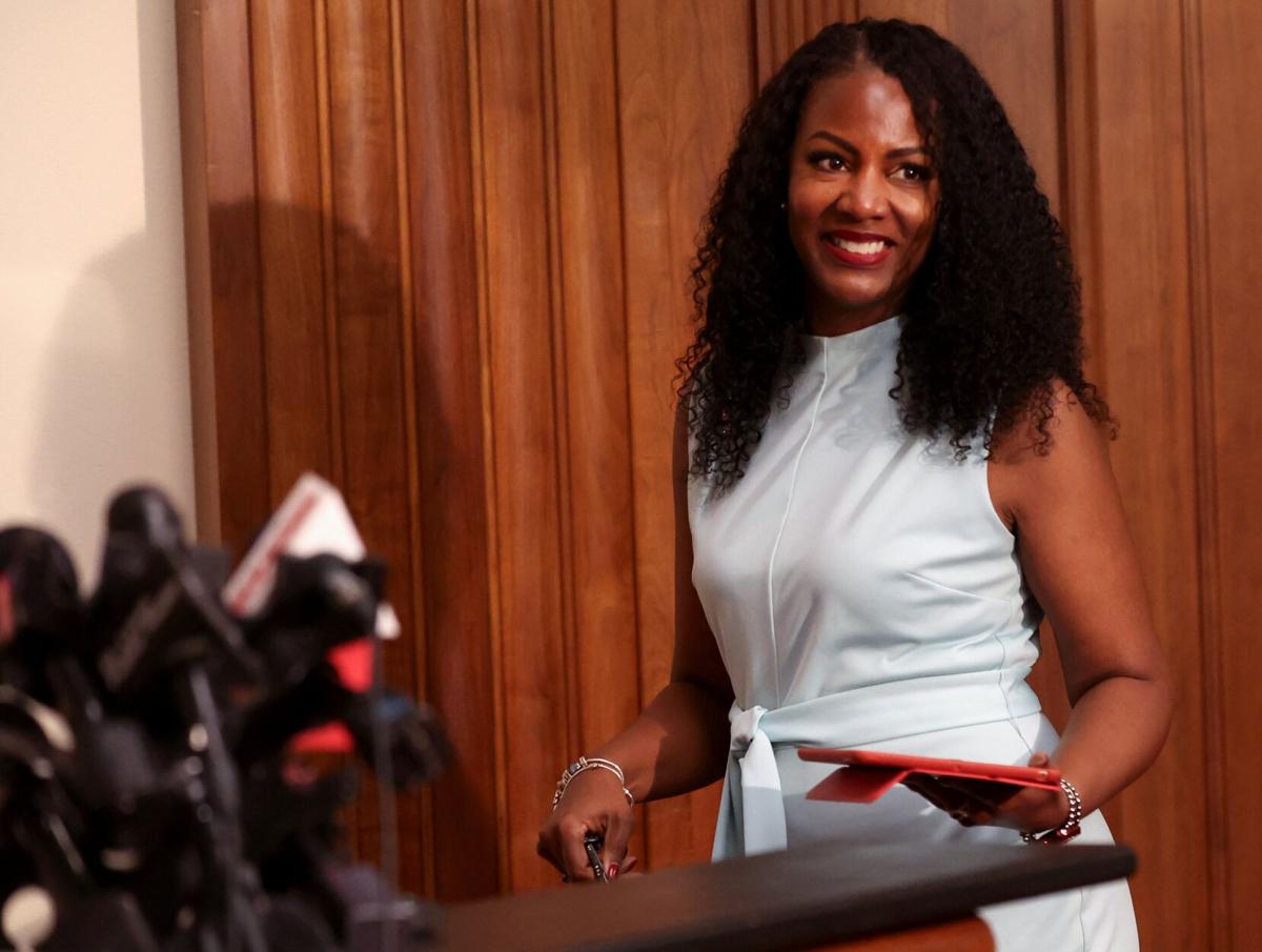 Mayor Tishaura O. Jones appoints Charles Coyle as ӣƵ public safety director
