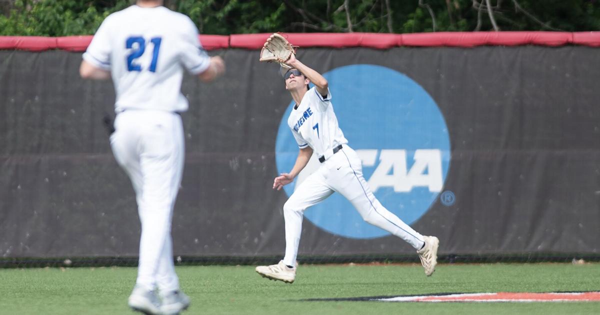 Class 3 baseball quarterfinal: Duchesne 2, Fatima 0