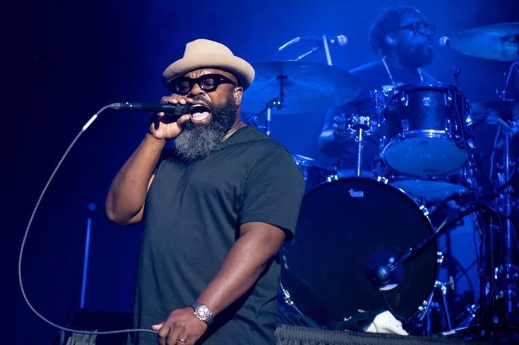 The Roots 'bless' the Factory with nonstop 2-hour show in overdue return to  St. Louis