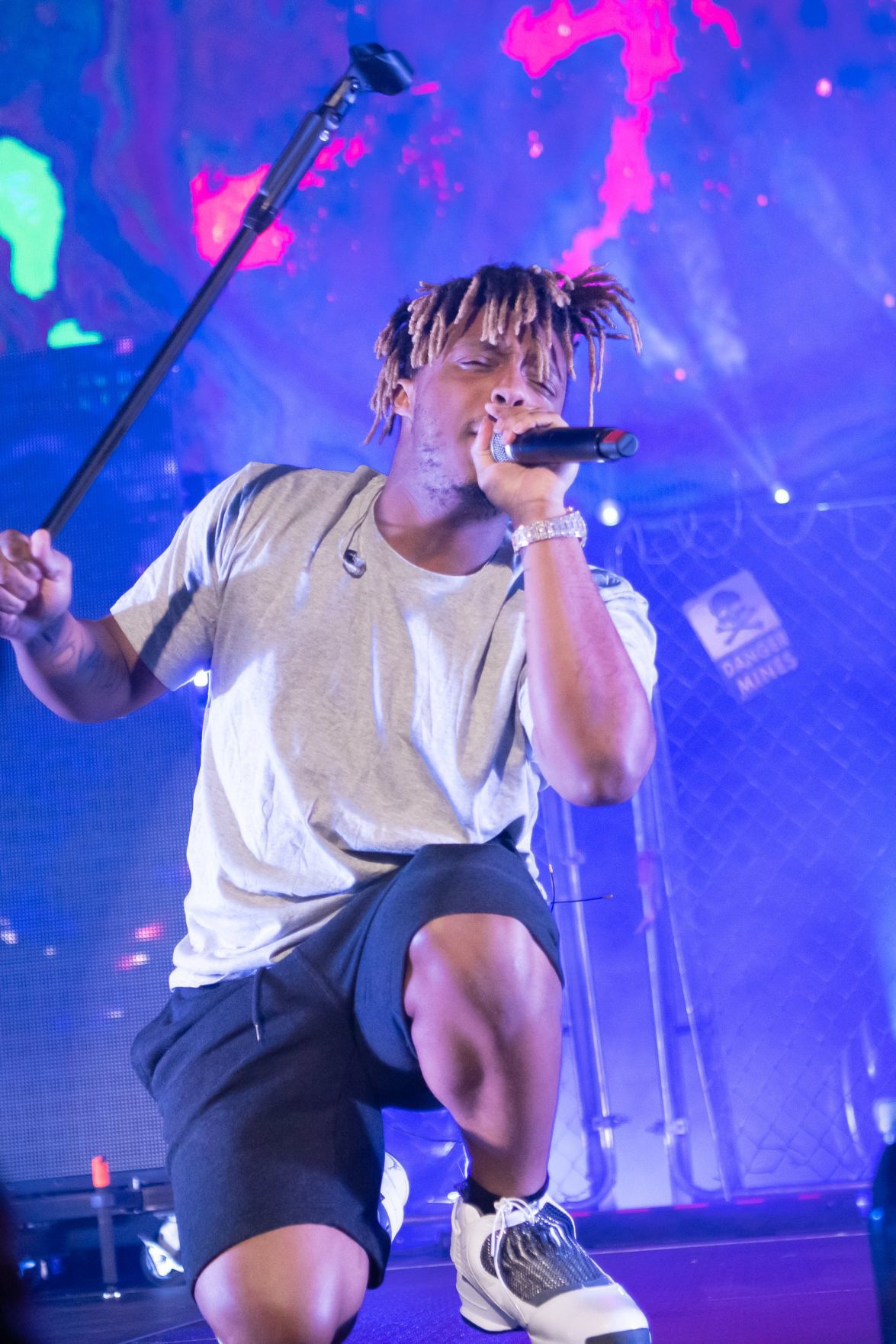 Juice Wrld is comfortable, but not entirely captivating, during sold-out  Chaifetz show