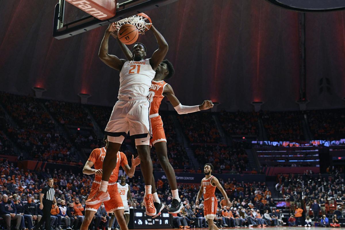 Cockburn Has Career Night To Lead Illini At Home Sports Stltoday Com