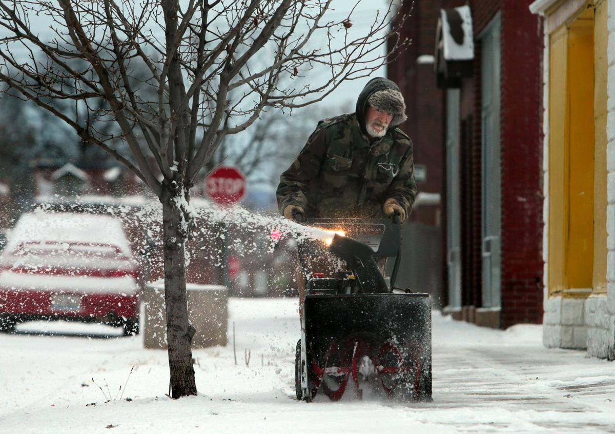 Bitter cold, 6-9 inches of snow in St. Louis forecast | Metro | 0