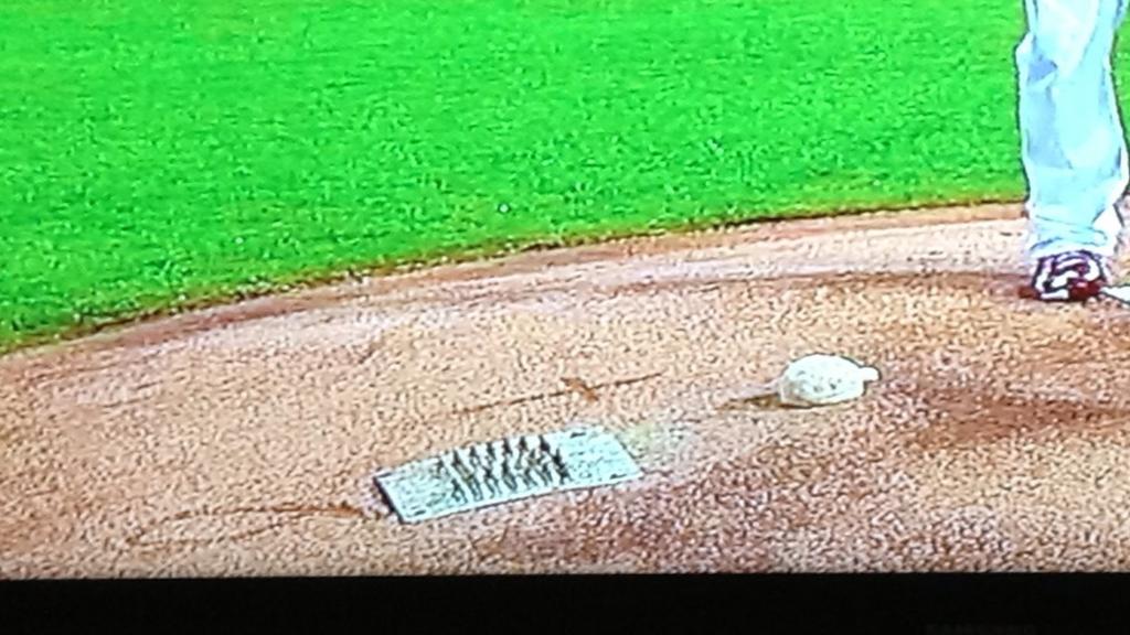 Cross Removed From Busch Stadium Mound St Louis Cardinals Stltoday Com