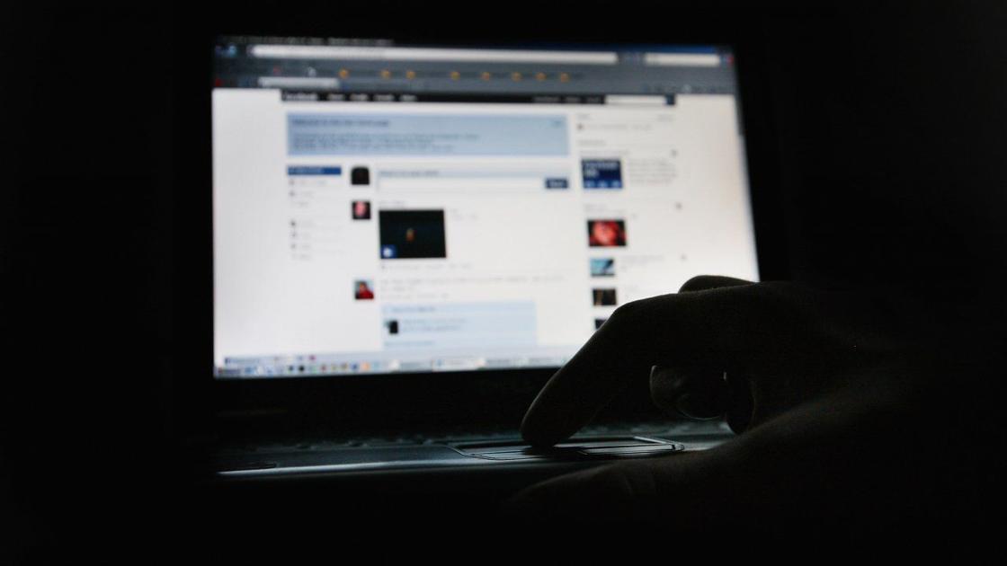 flirting signs on facebook account numbers today flirting signs on facebook account numbers today