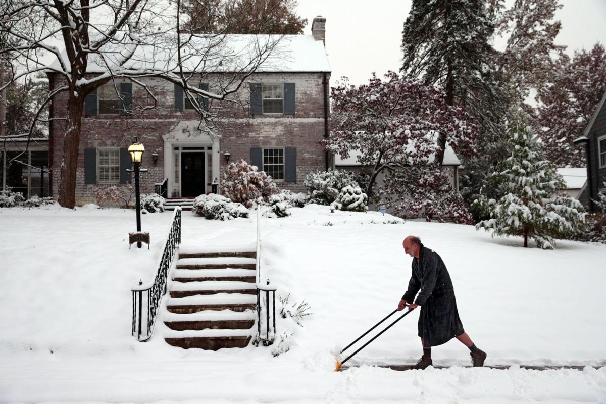 St Louis Shovels Up 6 Inches More Or Less As Sledding Rules A