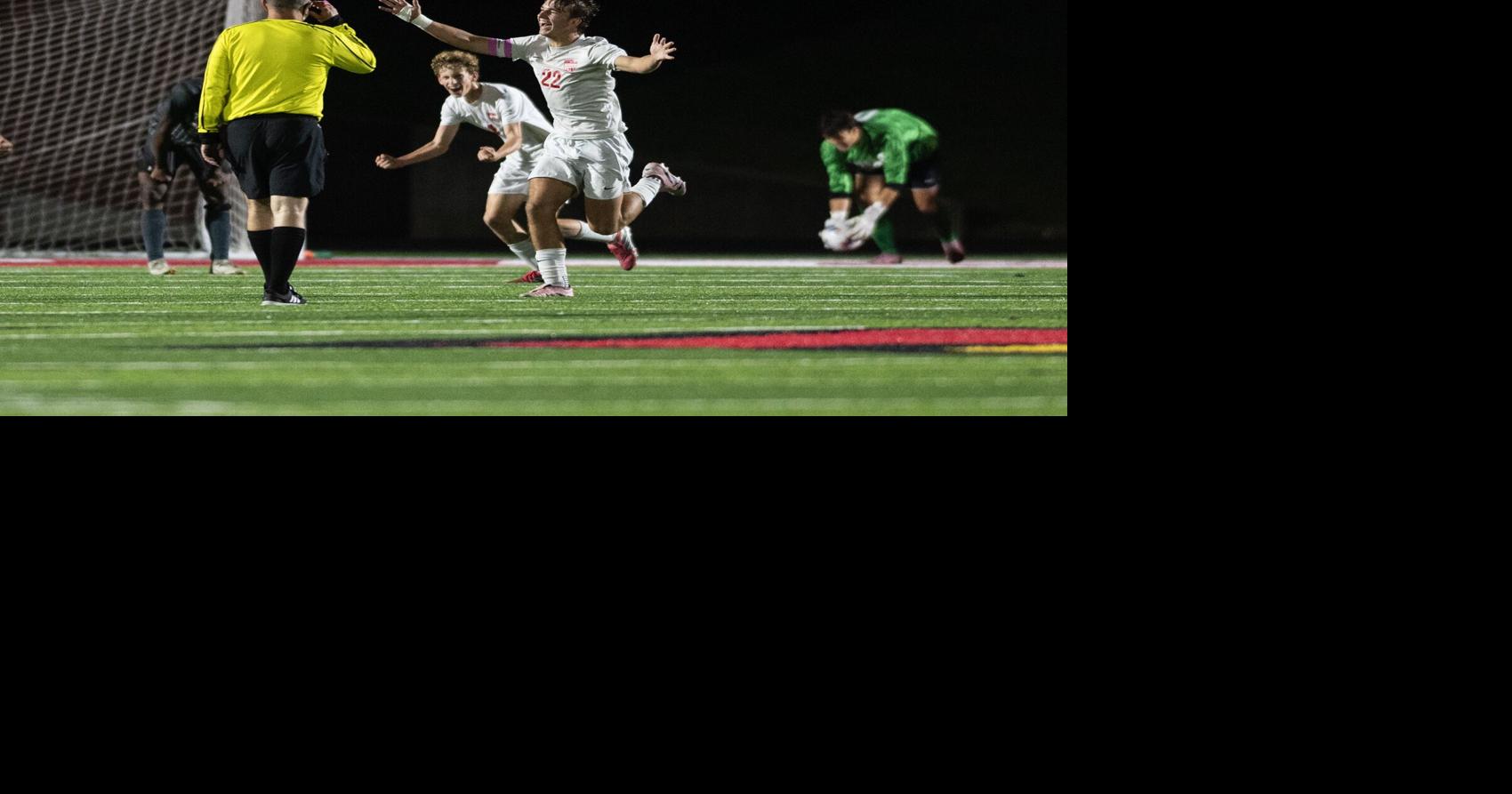 Class 2A Alton Sectional, semifinal: Triad 3, Chatham Glenwood 2