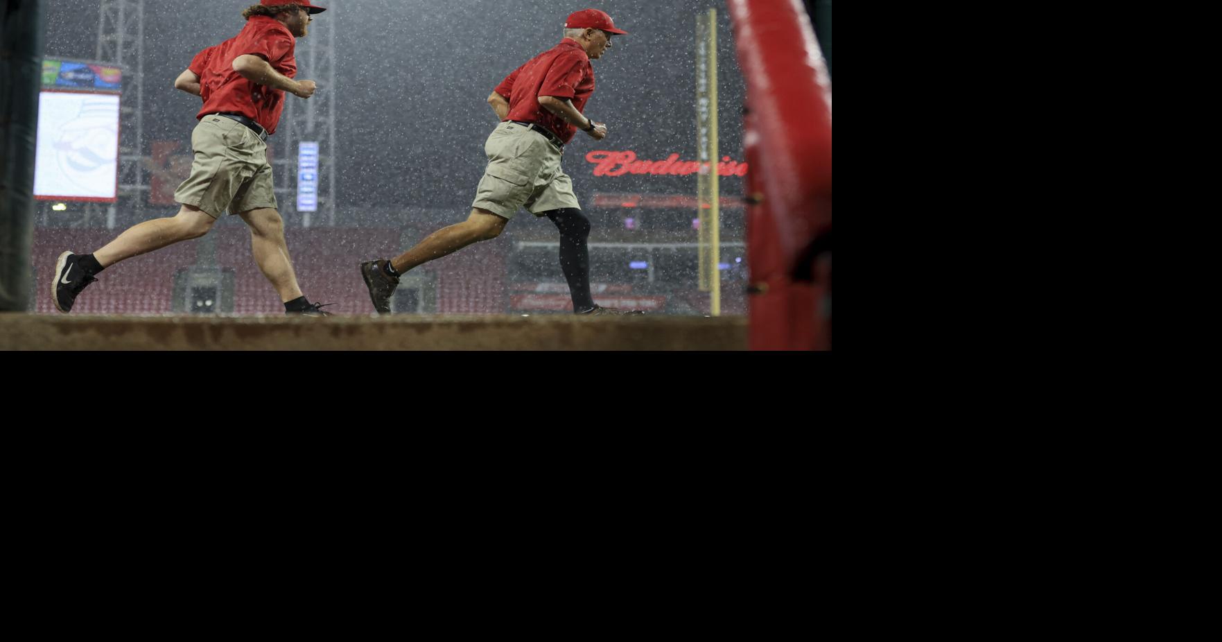 Cardinals, Reds postponed due to rainy weather, will be made up as doubleheader Saturday
