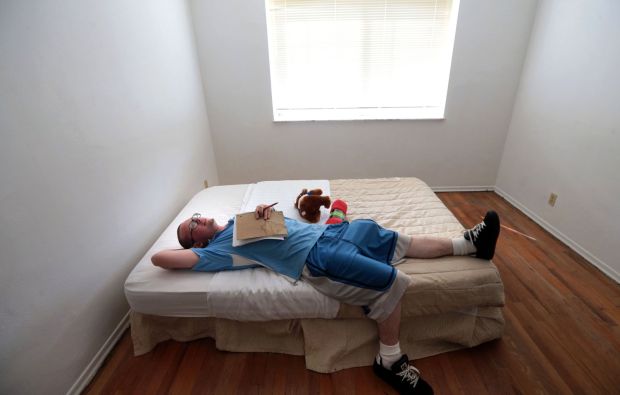 Operation: REVEILLE - Esa Murray in his own bedroom