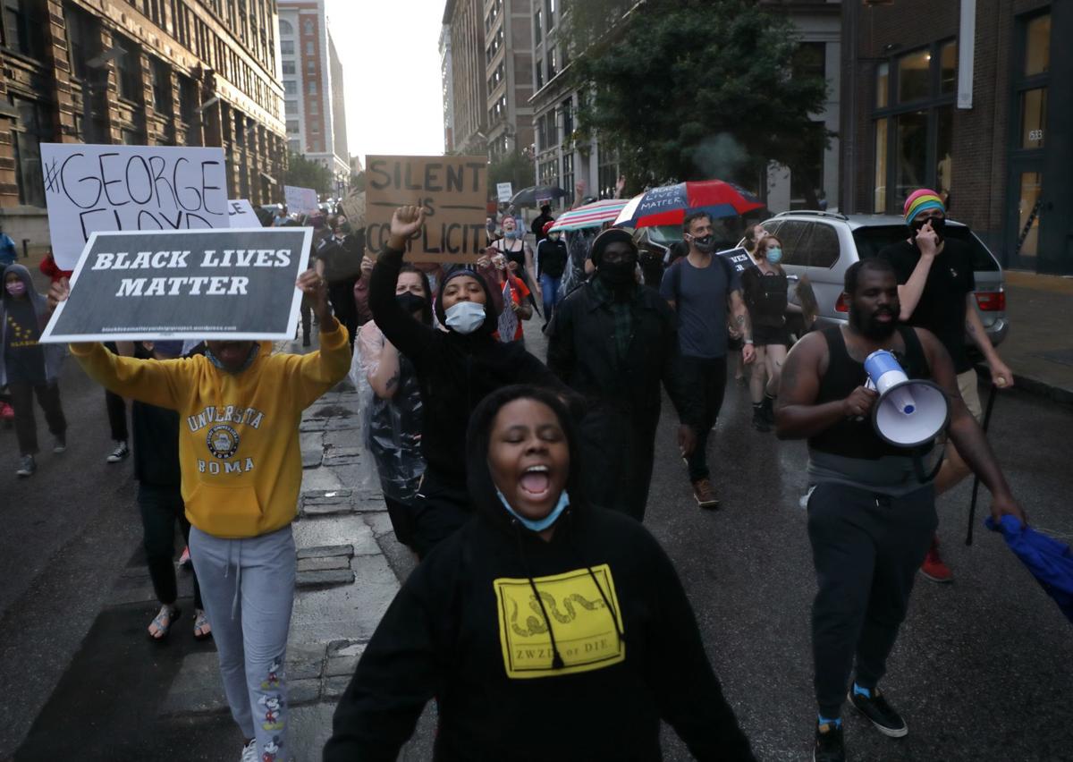 Deadly Arrest In Minneapolis Ignites Protests In St Louis Region Metro Stltoday Com