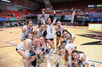 11/7/24 - Girls Volleyball - C4 Champ - St Piux X vs Jefferson City
