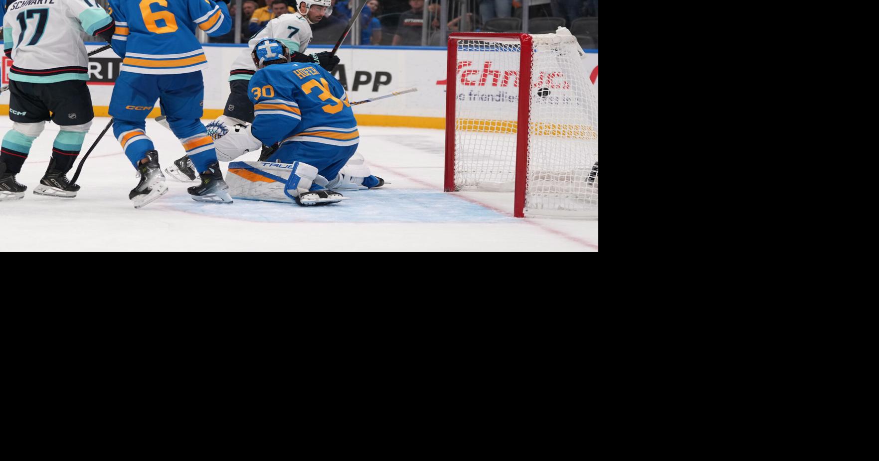 Dylan Holloway, Dalibor Dvorsky and Jordan Kyrou scored for the Blues, and Hofer finished with 26 saves.