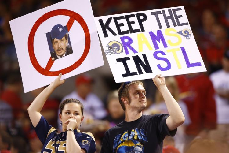 In St. Louis, Rams fans seem resigned to losing football team