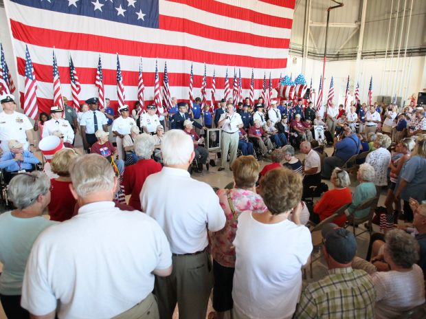 Honor Flight veterans welcomed home | Multimedia | stltoday.com