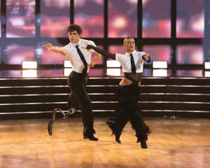 Ezra Frech makes bold moves on ‘Dancing with the Stars’