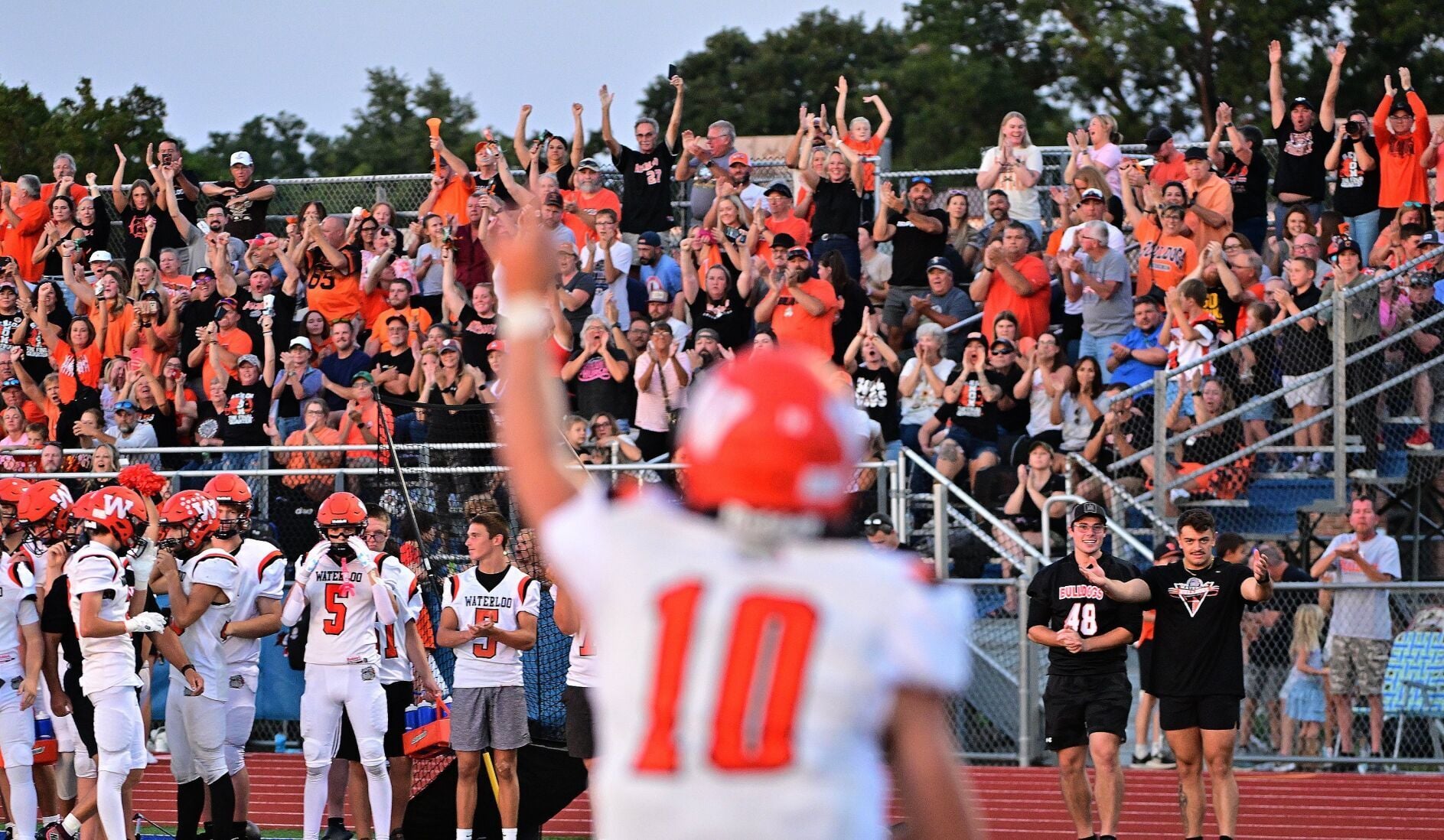 St. Louis high school football scores from Friday