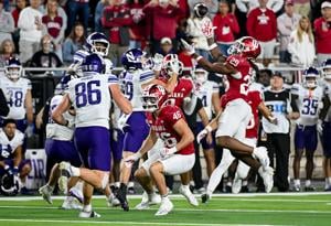 FOOTBALL-NCAA/