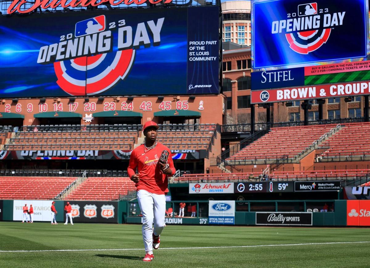 Photo: St. Louis Cardinals workout at Busch Stadium before opening day
