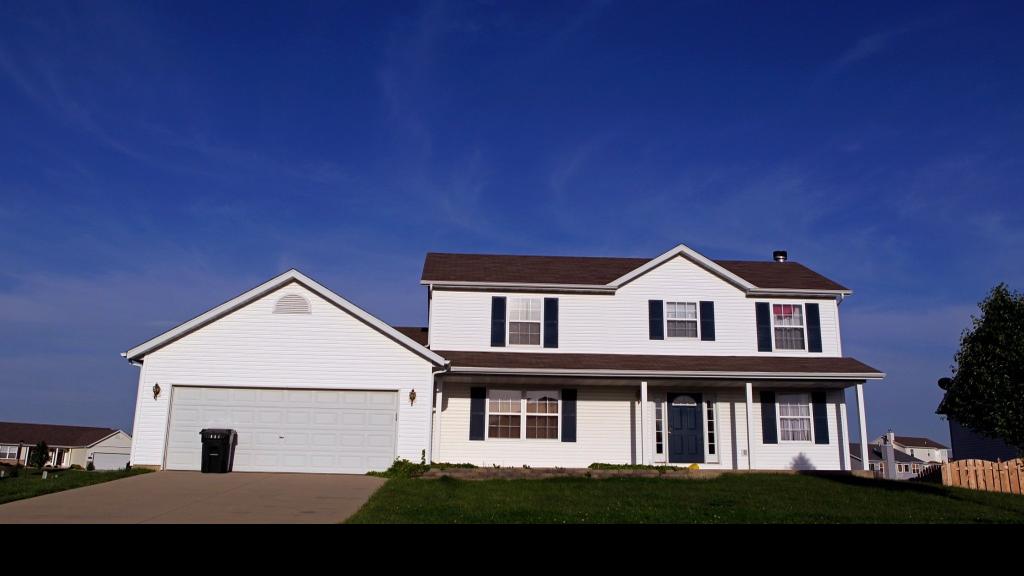 Christopher Coleman murder house back on market Illinois