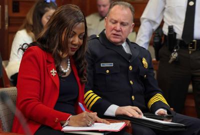 St. Louis Mayor Jones, Chief Tracy, defend local police control