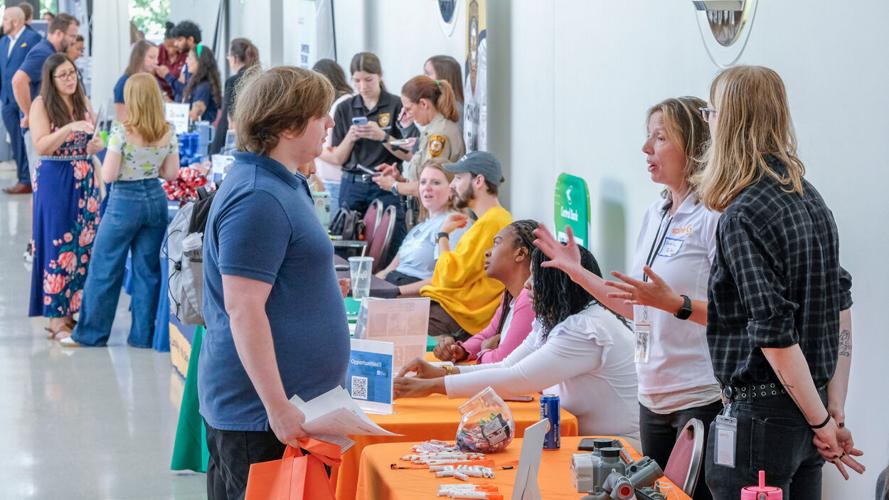 UMSL students explore career paths at Fall Internship and Job Fair
