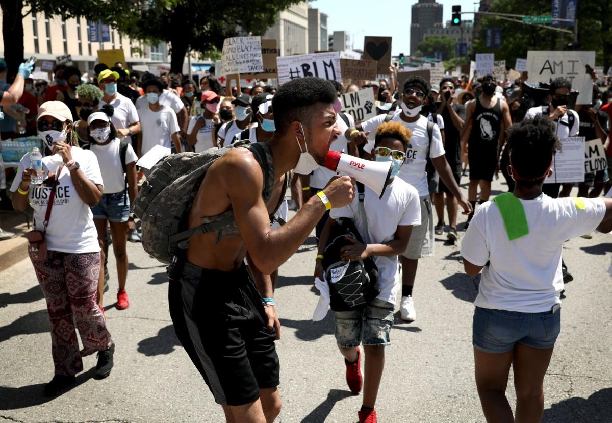 Several Rallies In St Louis Region Draw Thousands In Decrying Racism Police Abuses Metro Stltoday Com