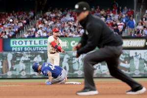 Cardinals host Dodgers