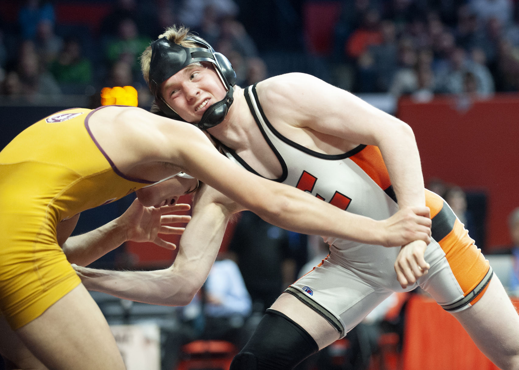 Edwardsville, Triad take aim on advancing past dual sectionals