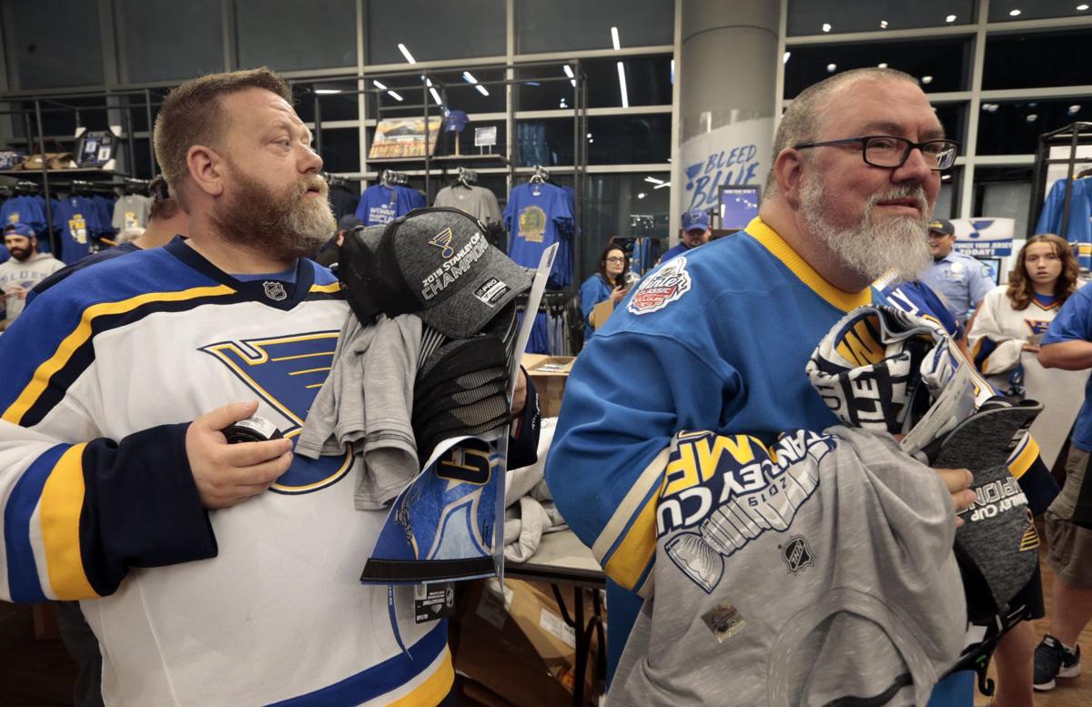 Lightnings fan gets Stanley Cup champs sleeve tattoo