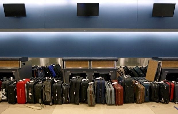 checked baggage cost united