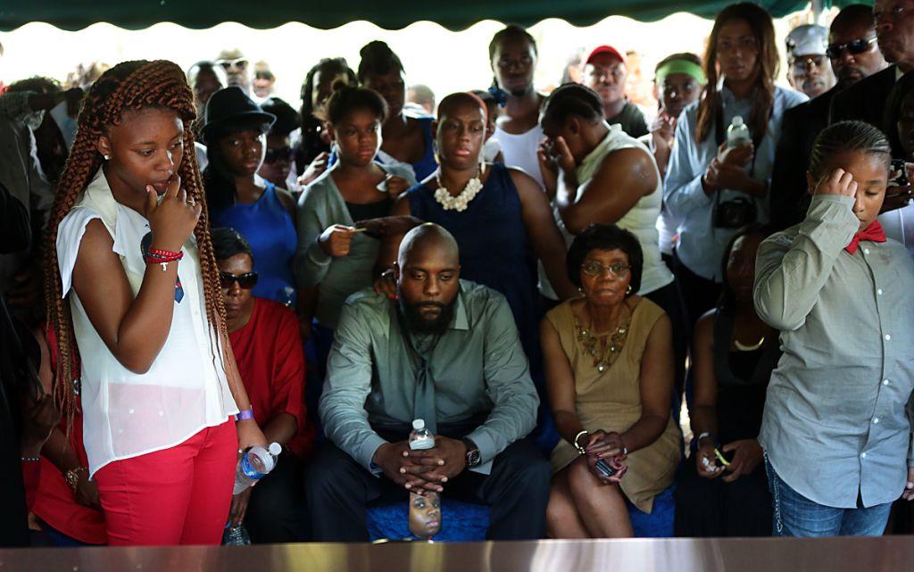 Michael Brown Laid To Rest With Recollections And Calls To Action Metro Stltoday Com