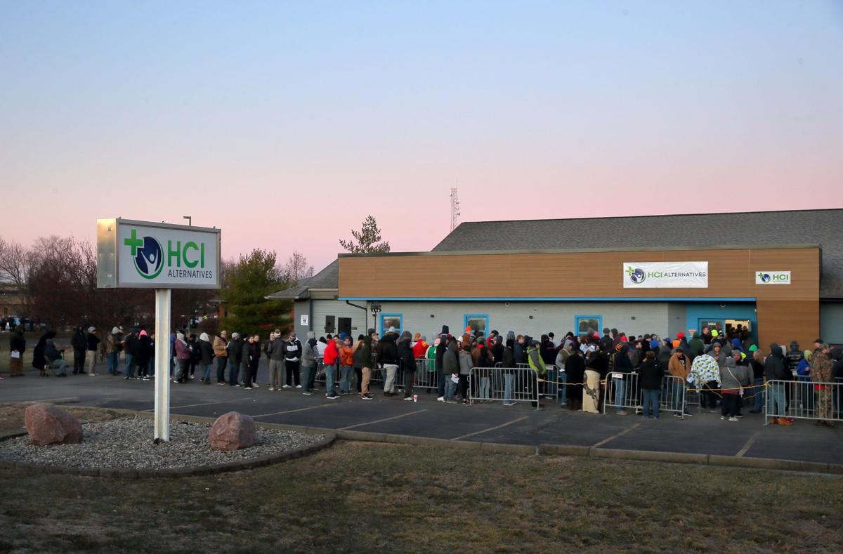 Illinois begins recreational marijuana sales