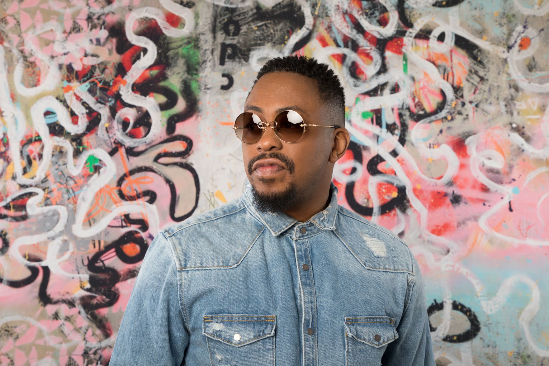 Singer Raheem DeVaughn Stays In His 'lovemaking Vibe' With 'Decade Of A ...