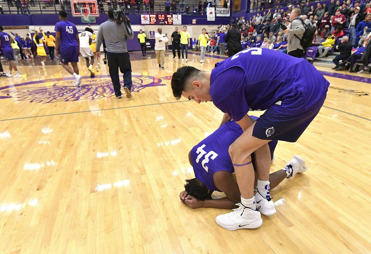 Springfield Southeast Rallies Past Collinsville For Championship