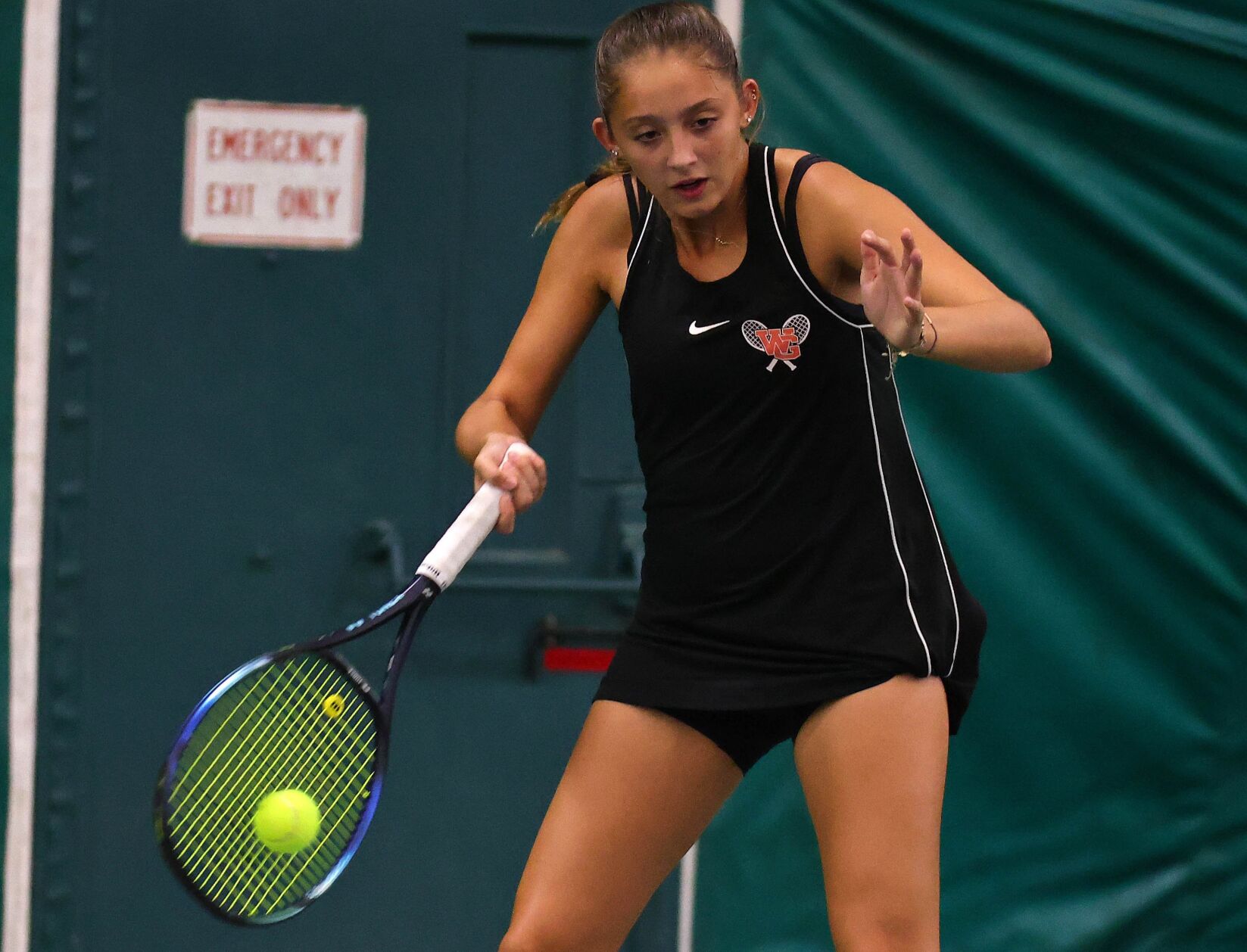 Webster Groves sweeps Nerinx Hall to win first district title in girls ...