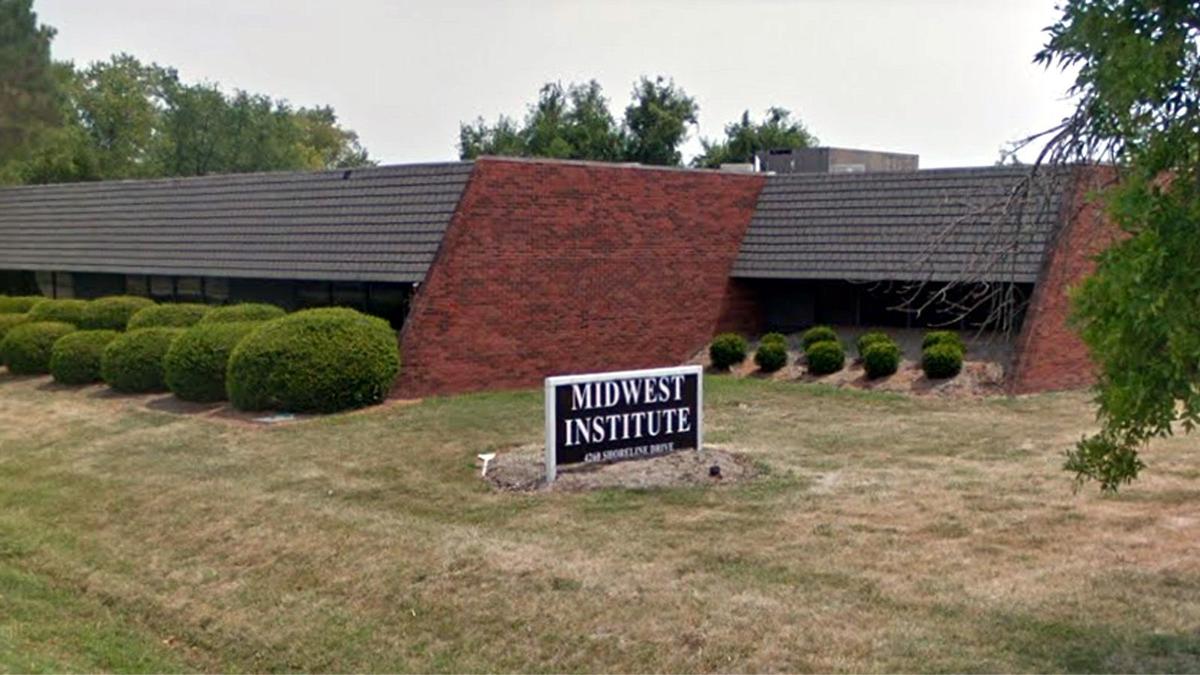 Premed student says St. Louis area forprofit college tried to force