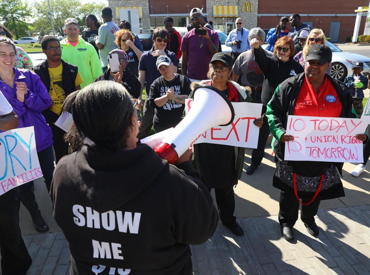 Minimum wage workers protest for $15