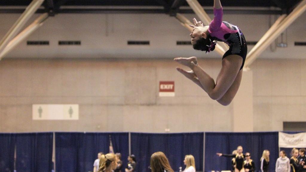 Girls Gymnastics Event At America S Center Has A Family Feel