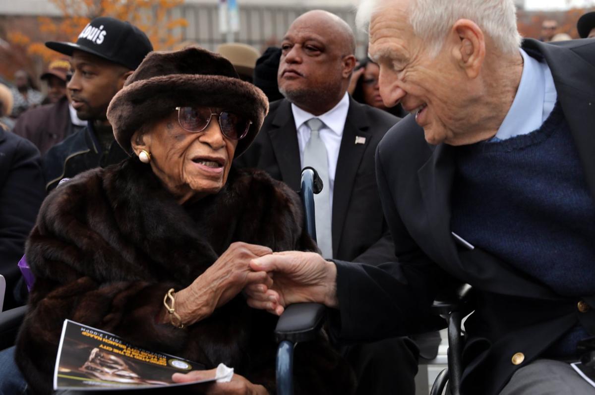 Civil rights icon Frankie Muse Freeman honored with statue