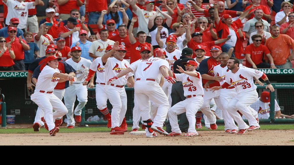Photos: Cards win in extras again | St. Louis Cardinals ...