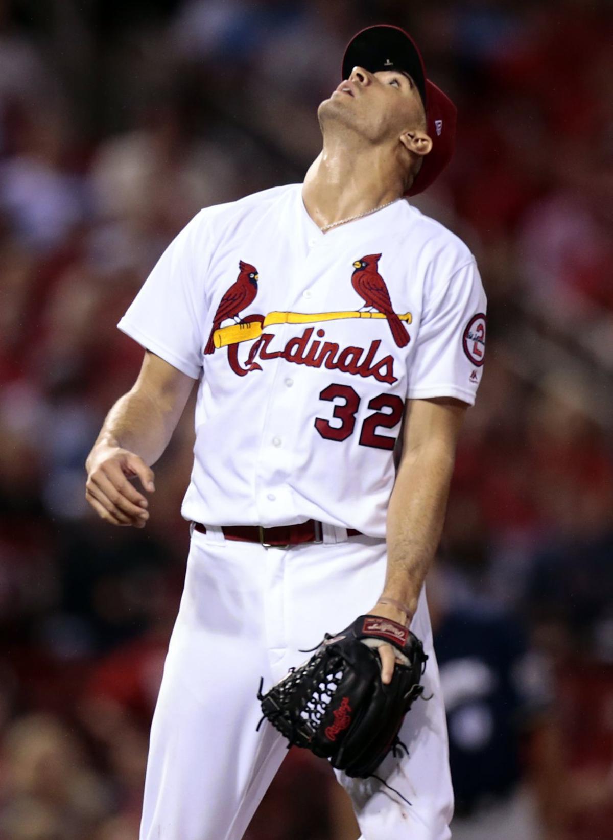 Cardinals&#39; sloppiness costs them in a wet and wild loss to Brewers | St. Louis Cardinals ...