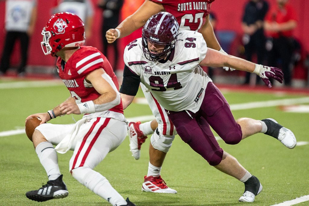 SIUC stops South Dakota, Missouri State eliminated in football playoffs